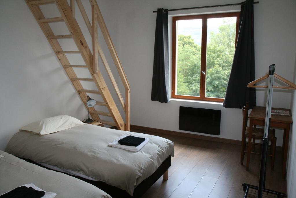 Hotel Restaurant Du Pecheur Lavoute-Chilhac Room photo